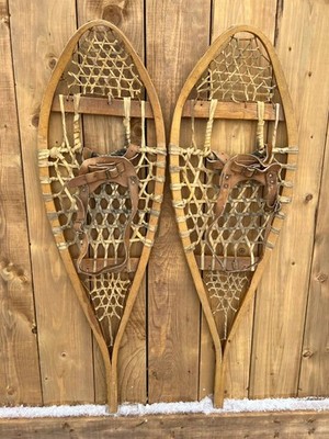 GREAT Snowshoes 36'' Long x 11'' Wide with Leather Bindings DECORATIVE SNOW SHOES