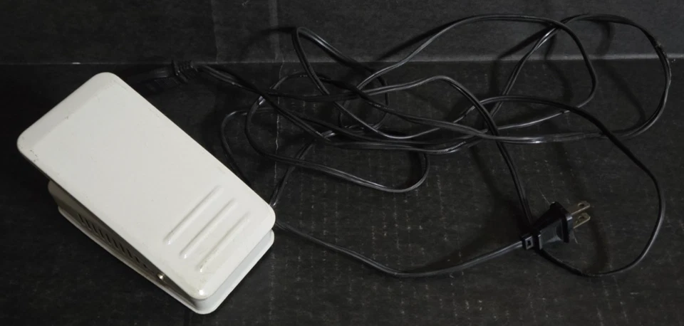 Vintage Necchi 535 FA Foot Control Speed Controller Replacement, White - Image 2 of 4