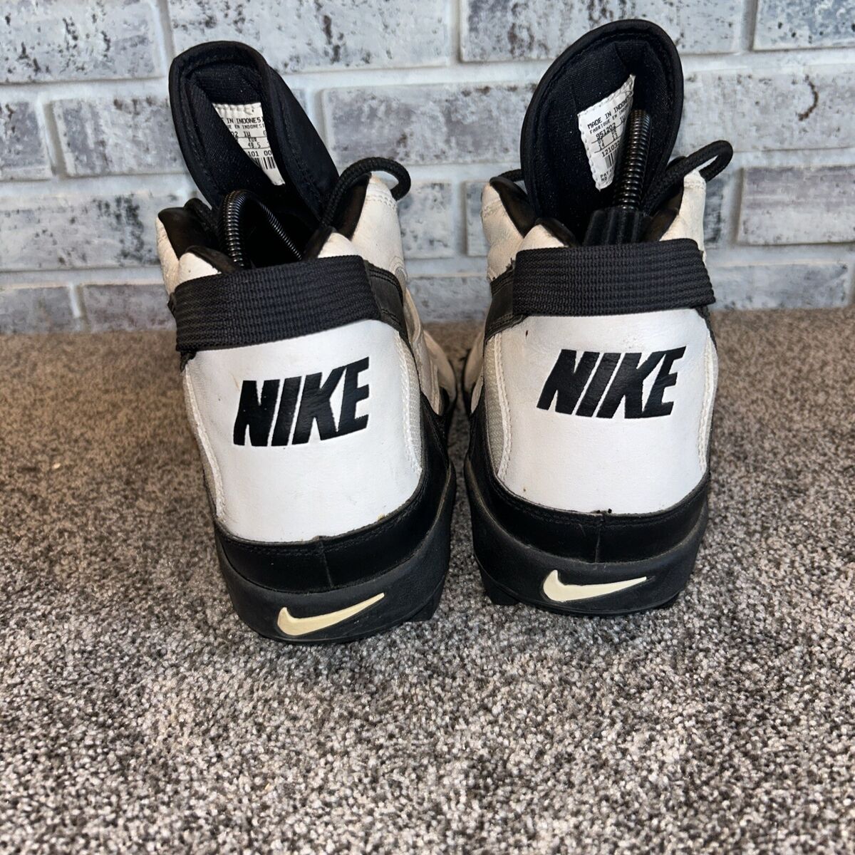 NIKE Vintage 90s/00s Mid Football Cleats Shoe Men's Size 14 NIKE Vintage 90s/00s Mid Football Cleats Shoe Men's Size 14