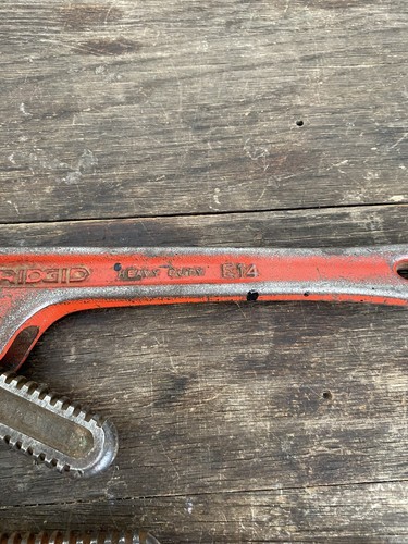 Ridgid Adjustable Spud Pipe Wrench 2-5/8 Capacity & E14 Heavy Duty End 14” - Picture 7 of 8