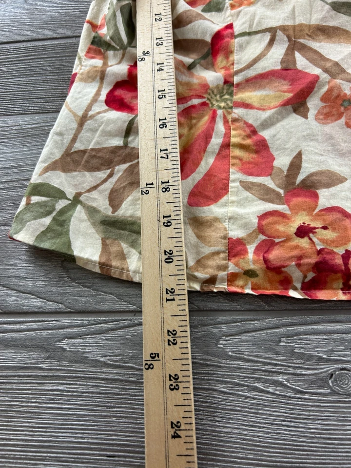 Camisa para mujer Caribbean Joe flor manga corta abotonada talla pequeña algodón Foto 4 de 4