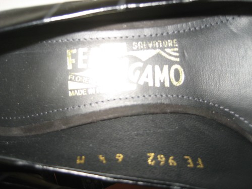 $825 NUEVOS Zapatos de salón Salvatore Ferragamo negro cuero cocodrilo tacón alto 6, 7,5,10 - Imagen 7 de 17