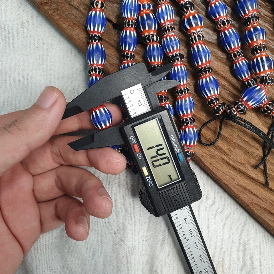 Cuentas Chevron AA Vintage AZUL Cuentas Africanas Venecianas Hilo Largo Foto 4 de 4