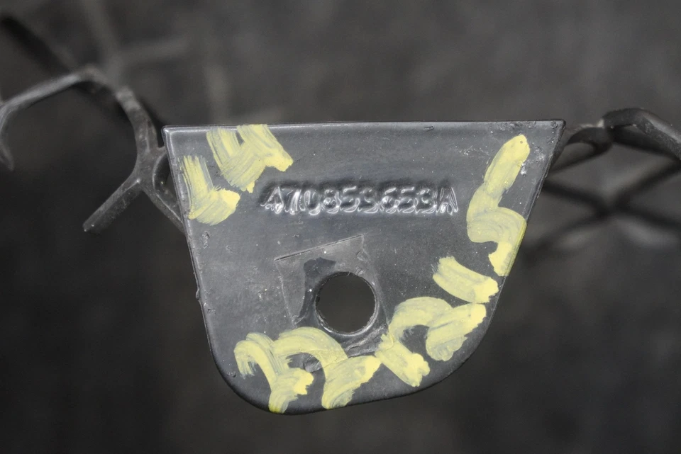 Panel basculante izquierdo radiador aire rejilla guía 470853653A Lamborghini Aventador 15 Foto 3 de 3