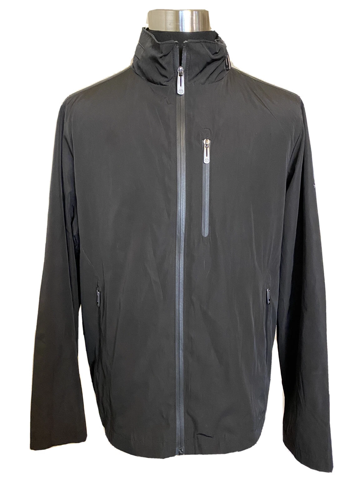 Tech by Tumi Jacket Mens Large L Black Zippered Pockets Hood Packable