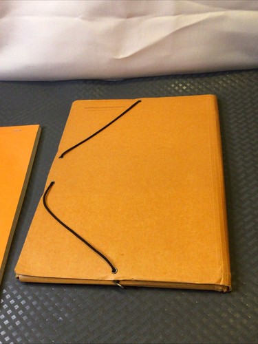 VINTAGE RHODIA GRAPH PAPER WITH FOLDER - Picture 7 of 12