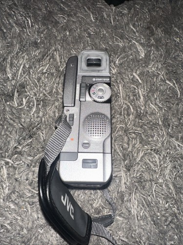 JVC GR-DVM5 Mini DV GR-DVM5 Video Camera Camcorder w/ Accessories, See Photos - Picture 4 of 15