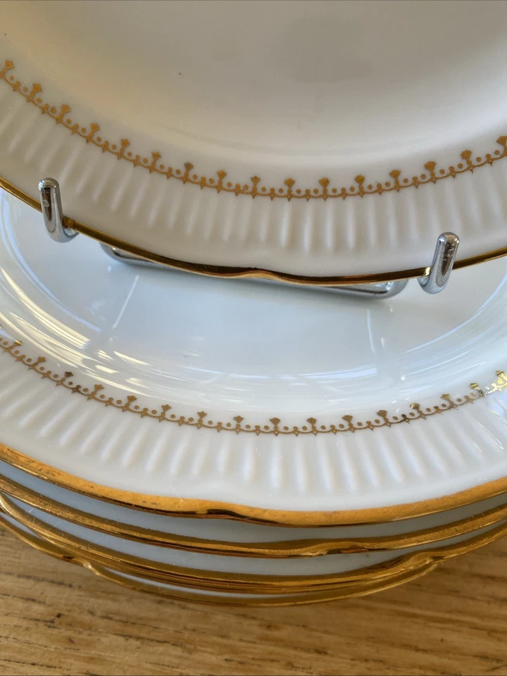 6 assiettes plates en porcelaine de Vierzon blanc frise or Pate Fine Royal - Photo 3/4