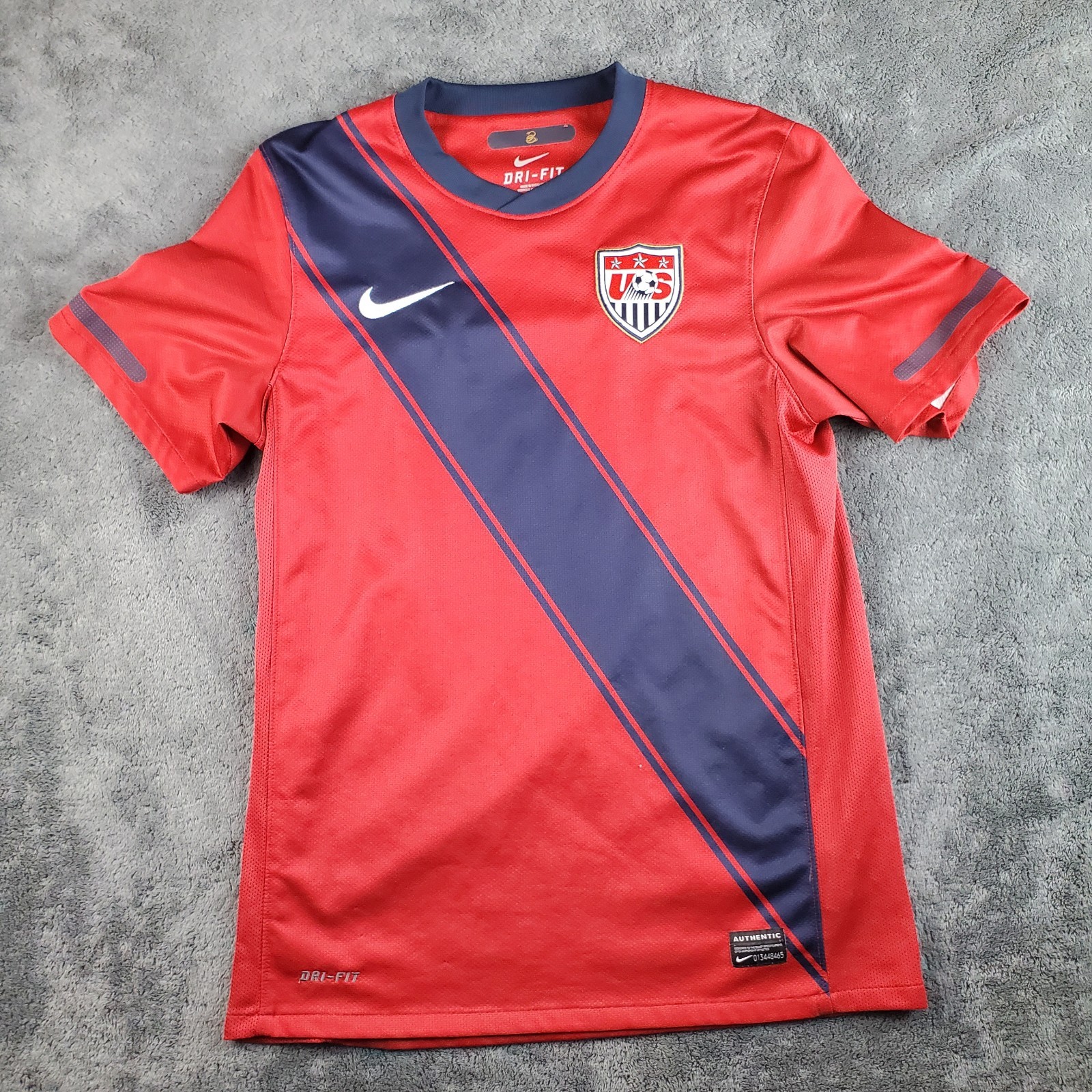 Nike Jersey Mens S Red USMNT 2010 Soccer USA National 369253-648