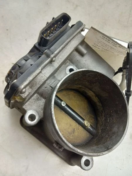 06-09 LEXUS RX400H 3.3L 4X4 EN CUERPO DEL ACELERADOR DEL MOTOR  Foto 2 de 4