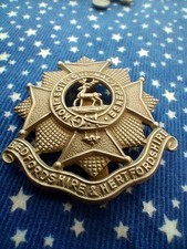 Genuine VTG Bedfordshire and Hertfordshire Regiment Cap Badge  (A691)