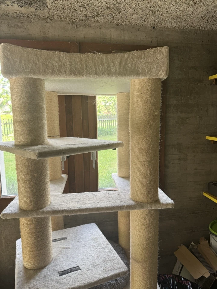 Katzenturm - Bild 2 von 3