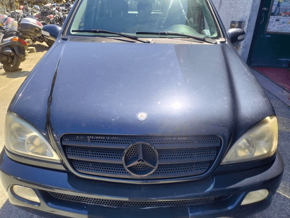 A1638800157 Capot avant  MERCEDES-BENZ Classe M (W163) 270 CDI SUV 5p/d/2685cc - Photo 2/4