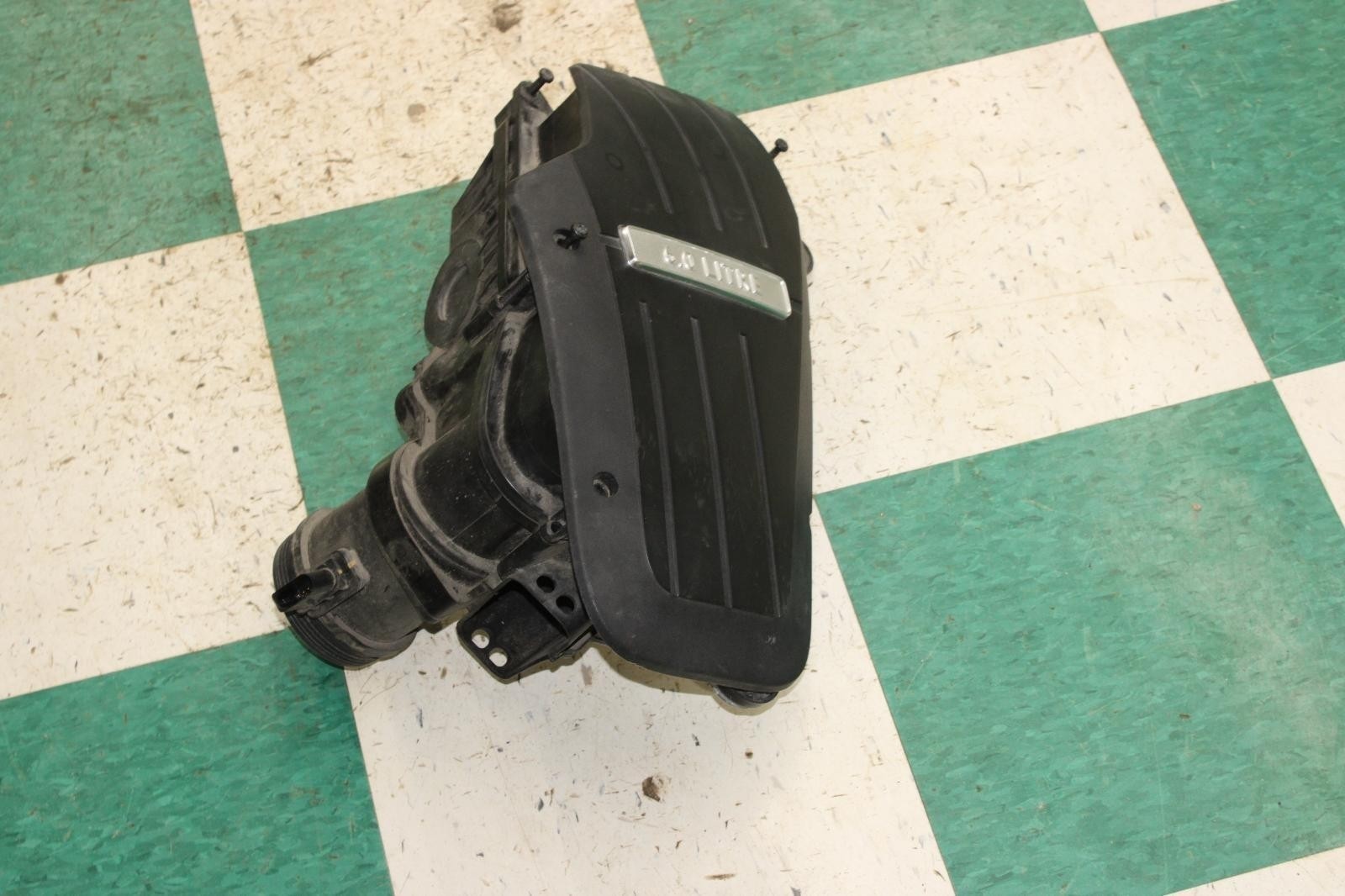 13-18 Flying Spur 6.0L Motor Engine Passenger Right RH Air Cleaner Filter Box OE