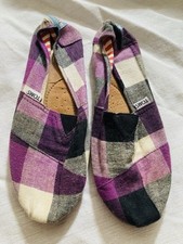 Toms Plaid Slip-On Shoes Purple Black White, Youth Size 6, Women’s Size 8