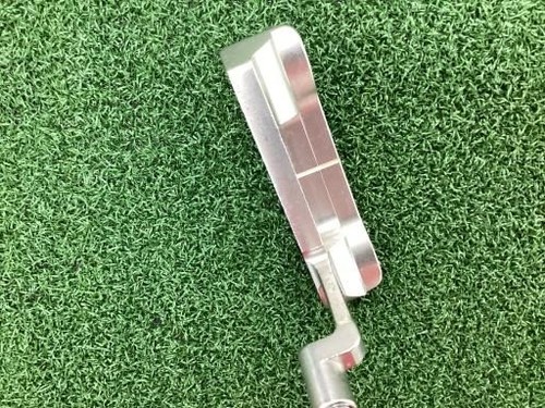 Scotty Cameron STUDIO STYLE NEWPORT 340G 33 in Right Handed - Picture 2 of 6