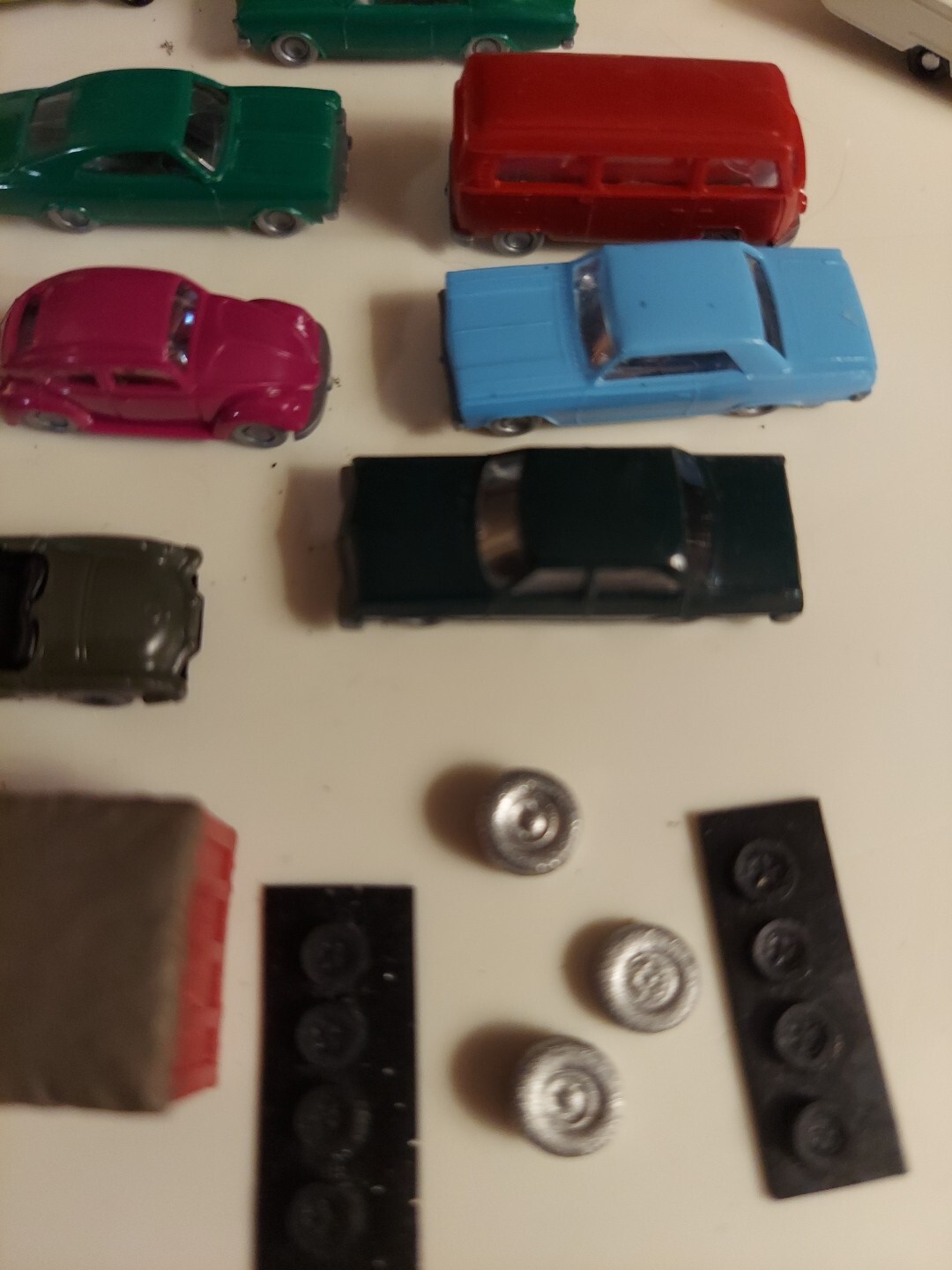 n scale train accessories lot Cars And Trucks And Fuel Tanks eBay