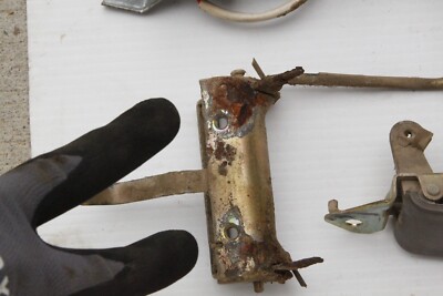 95-97 Toyota Land Cruiser FJ80 Rear Hatch Tailgate Lock Latch Set