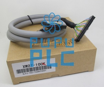 NEW 1pcs XW2Z-100K   HMI PLC programming cable ( 1m ) *lm