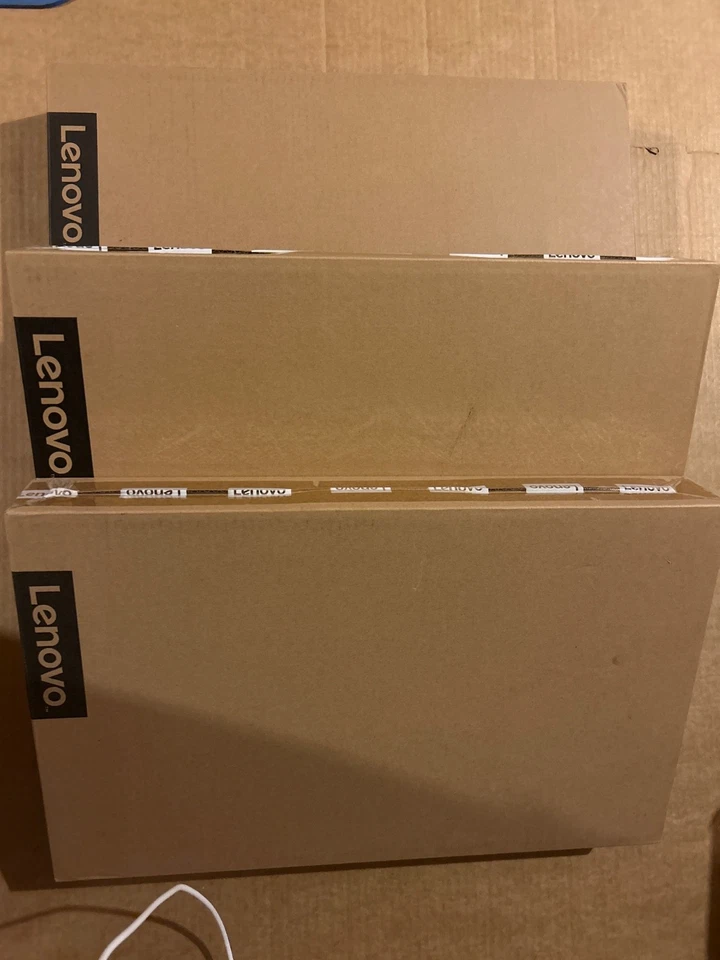 Lenovo IdeaPad 15.6" AMDA12 8GB 500GBor1TBor128GB SSD/Radeon Laptop Notebook - Image 4 of 4