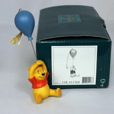 WDCC Ornament 41176 MIB Up to the Honey Tree