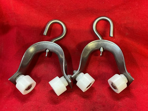 UNBRANDED SWIVEL HOOK DOOR CURTAIN TRACK ROLLERS (LOT OF 2)