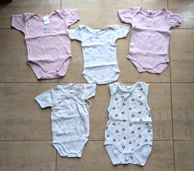 5x Mädchen Baby Body  Bodies Gr 62 - 80 ~ u.a. Sanetta, C&A