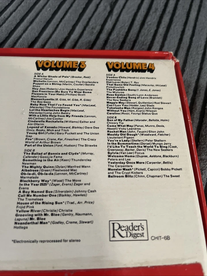 GOLDEN HIT PARADE Cassette BOX SET Elton KINKS Gees JIMI Fleetwood Slade TRex - Image 3 of 4