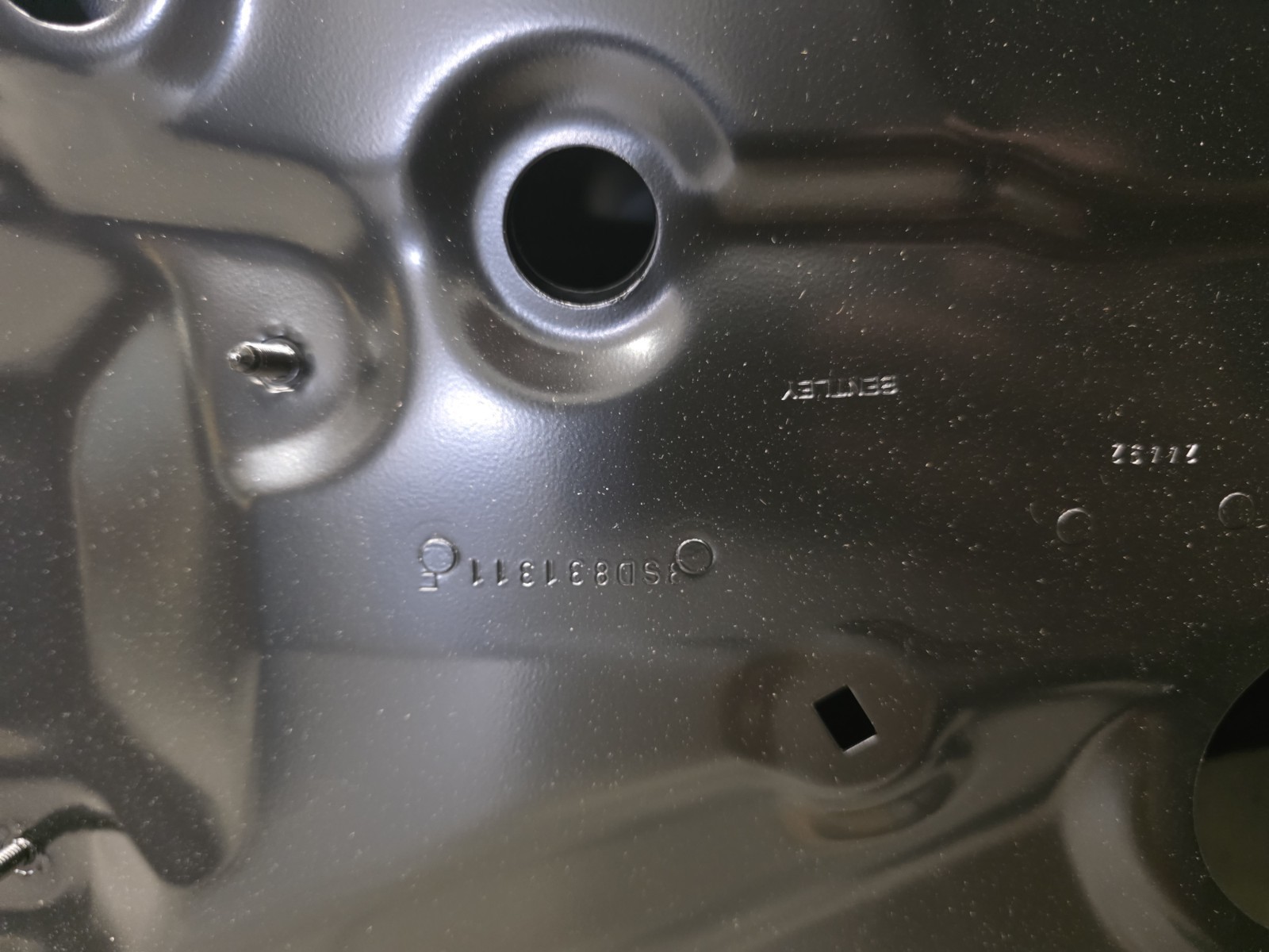 BENTLEY CONTINENTAL GT LEFT DRIVER DOOR SHELL OEM NEW 3SD831021AB READ NOTES!