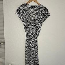 Banana Republic Black White Ikat Stretch Wrap Dress Summer Vacation Resortwear