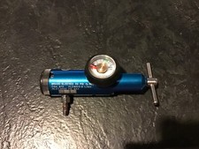 Mini Oxygen Regulator Flow Gauge brass sleeved 50 psi 0 to 8 L /m this is used 