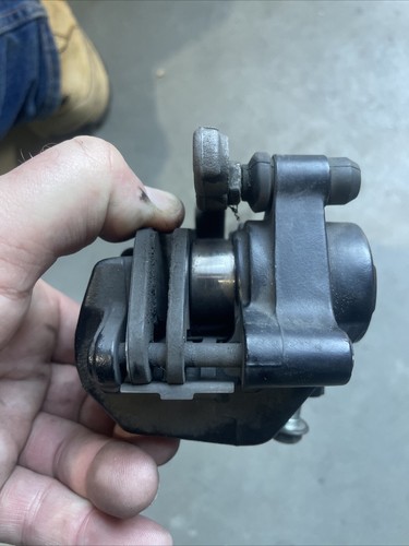 Suzuki GW250 Inazuma Brake Caliper Front 2013- 2018. OEM 59300-48H50 - Picture 7 of 9