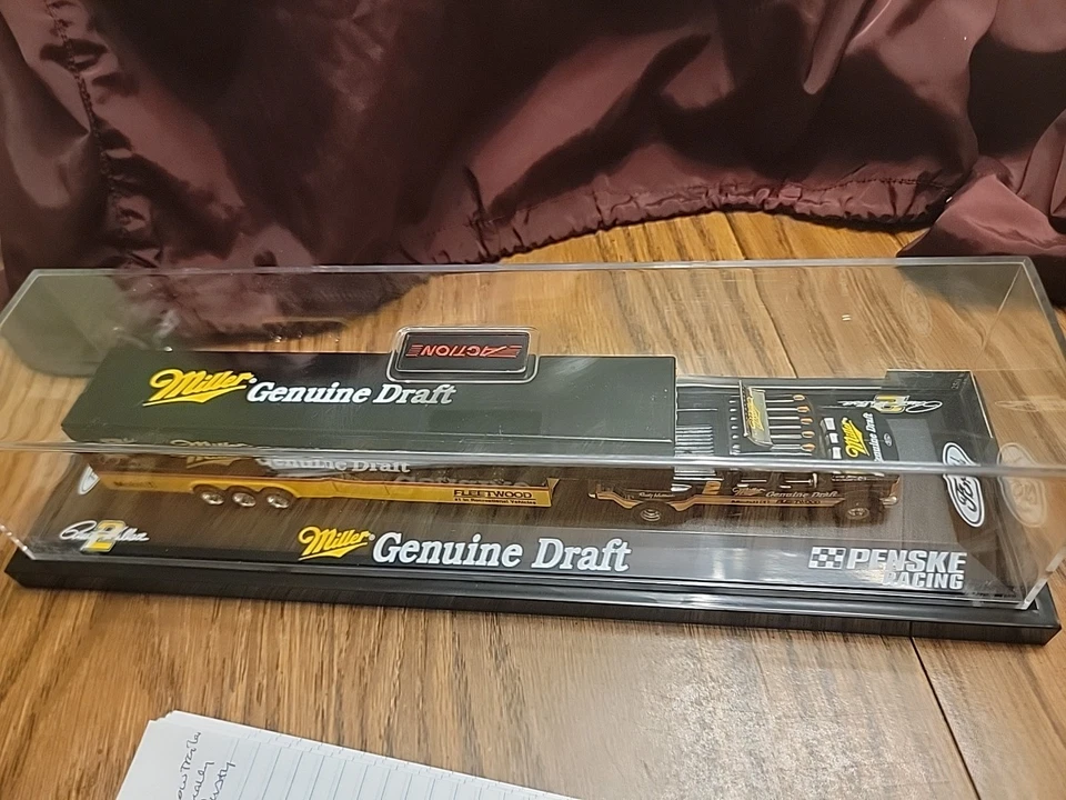Rusty Wallace Miller Genuine Draft 1995 Limited Edition Dually Show Trailer - Image 2 of 4