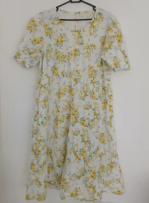 White Ditsy Floral Smock Summer Dress 100% Cotton Size 14 - Image 1 of 4