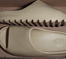 adidas Yeezy Slide Beige Men  s US 11 Slip-On Lightweight Slide Sandals
