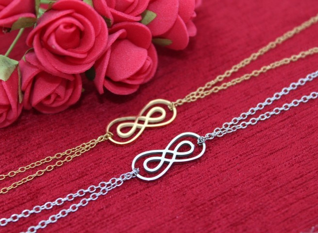 Pulsera de mujer Pulsera de mujer Pulsera de acero inoxidable Color dorado Plata