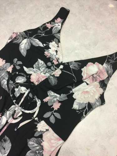 Trixx Clothing Company - Size Med - Worn Once