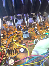 Vintage PIONEER SA-7700 amplifier speakers protection relay.