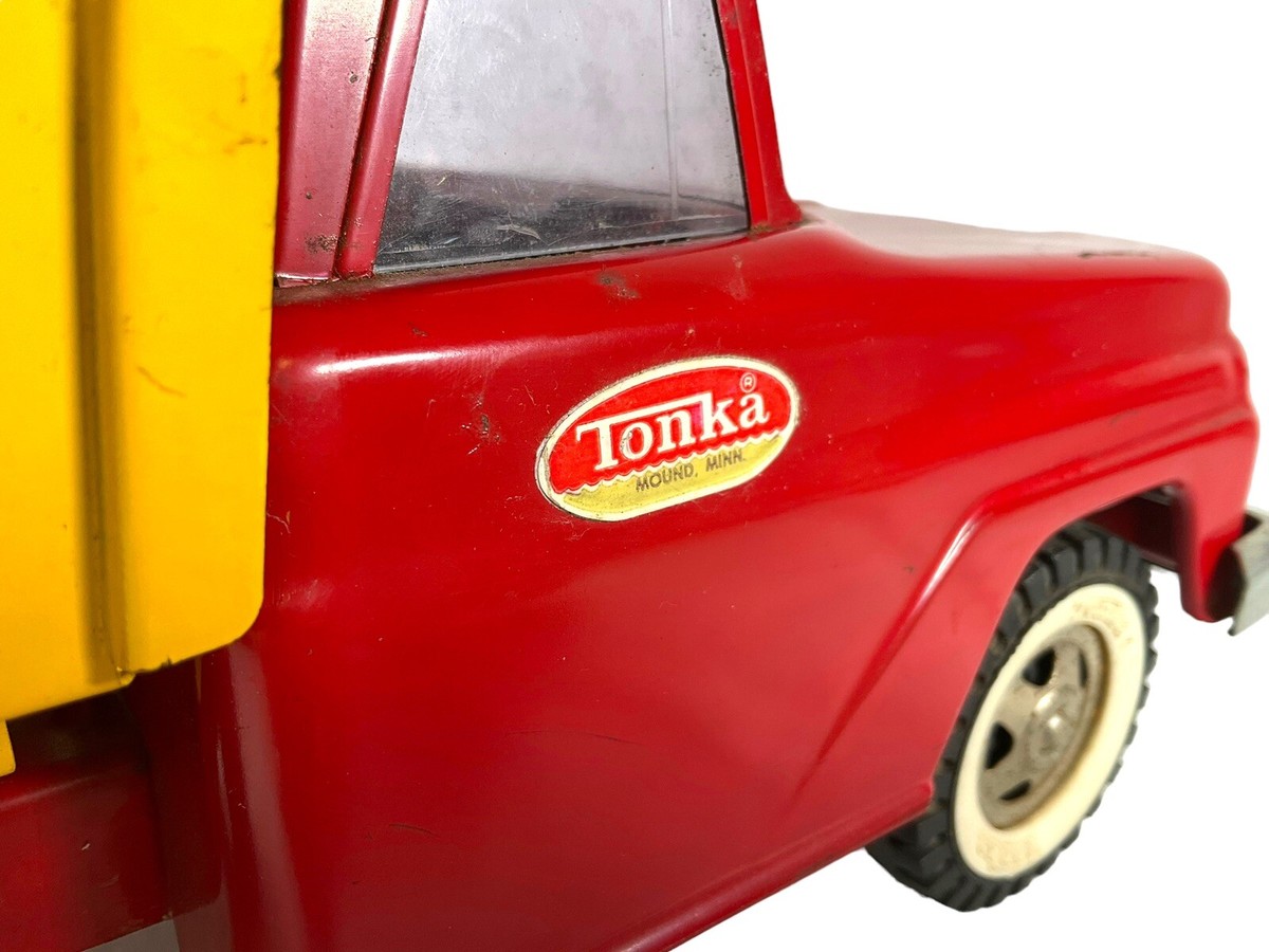 Vintage 1960's Tonka Dump Truck W/ Sand Loader Conveyor