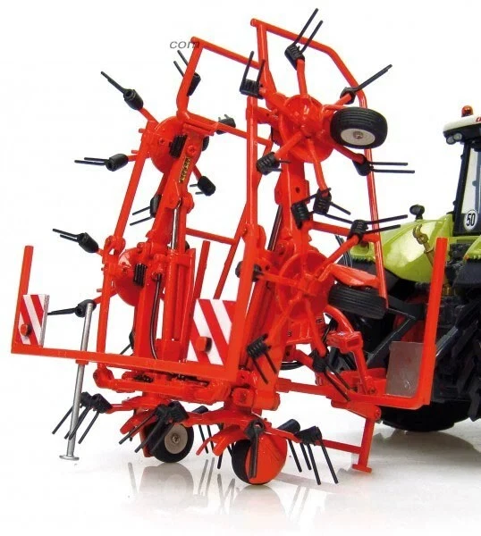 Diecast Kuhn 1:32 Scale GF6502 Tractor Trailer Kuhn Hay Raster Collection - Image 2 of 4