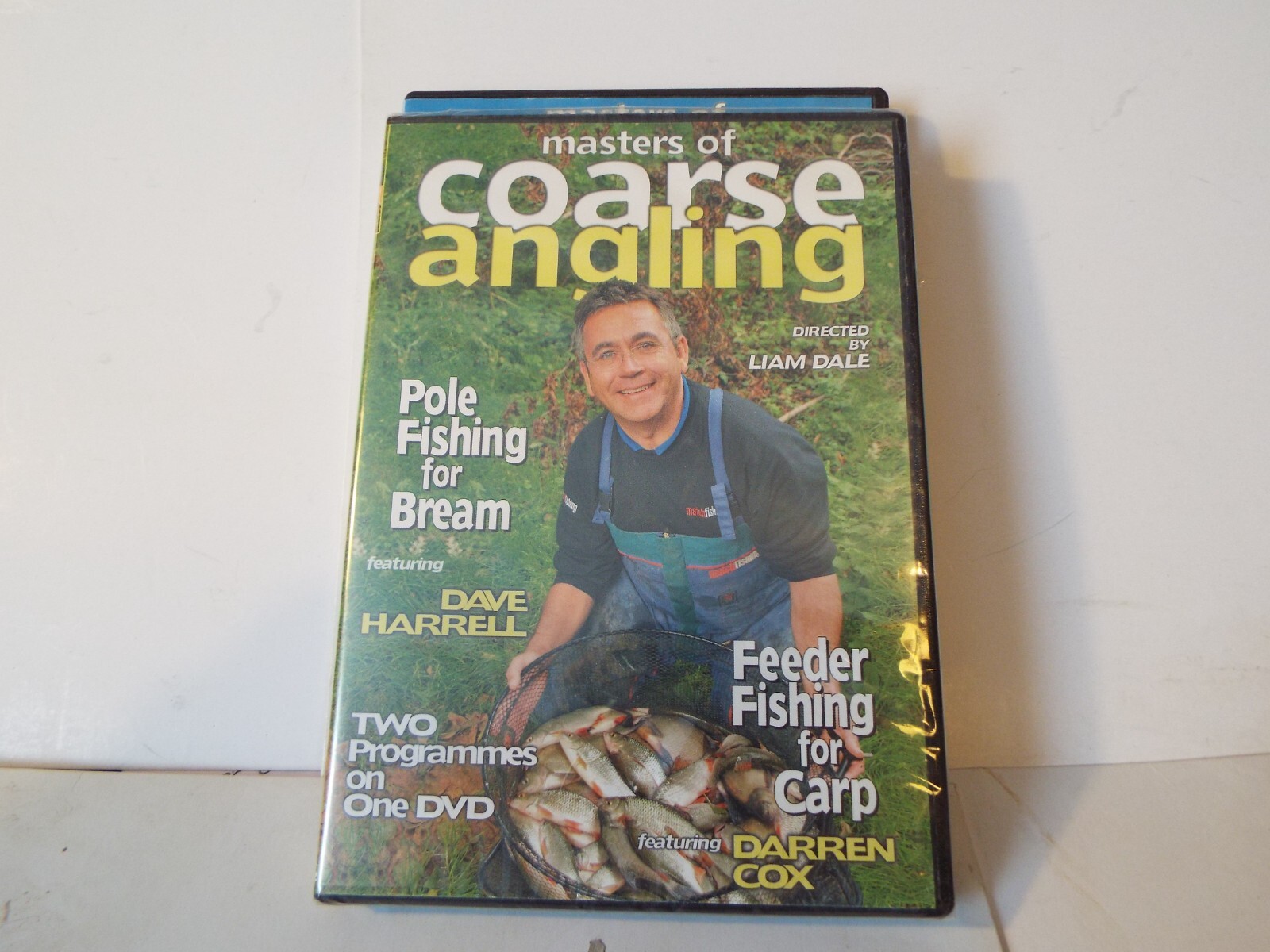 MASTERS OF COARSE ANGLING FEEDER FISHING FOR CARP & POLE FISHING FOR BREAM New