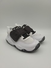 Under Armour Zone BB 2 Youth Size 12K White Black Basketball Shoes 3026638-100