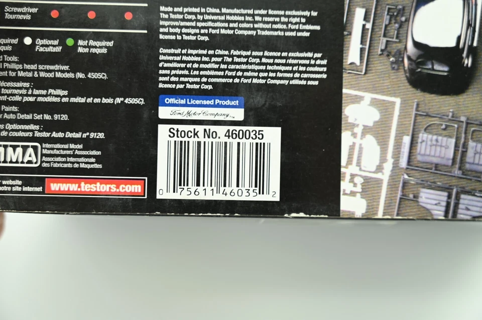 TESTORS 1/24 Ultra Detalle Platino 1937 Ford Custom Diecast Kit NUEVO en Caja Foto 4 de 4