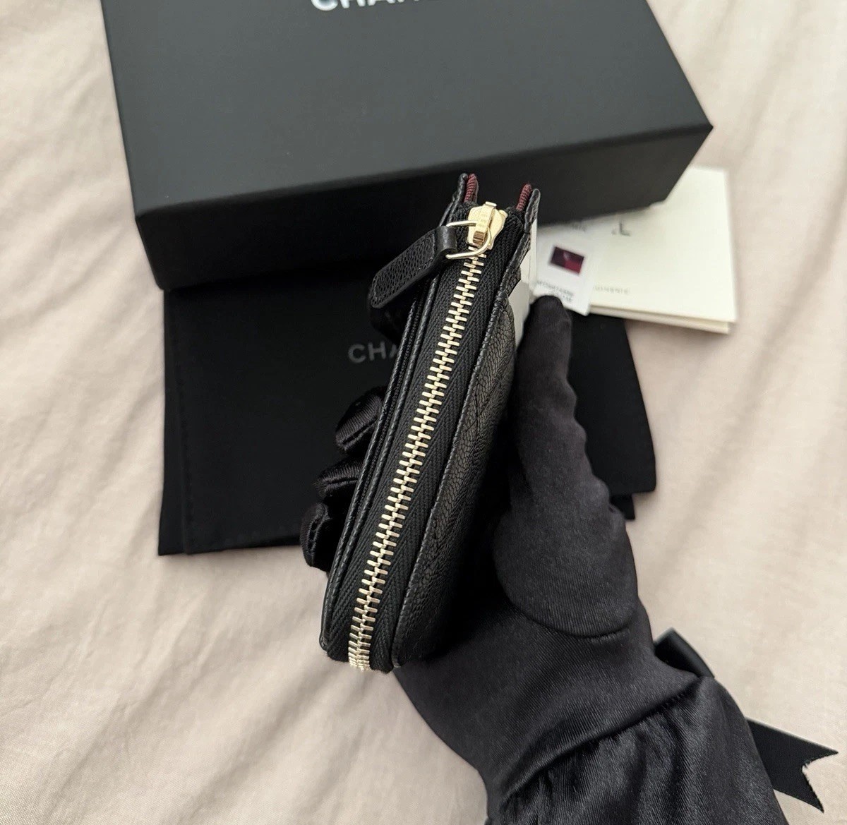 Auth BN Chanel Black Caviar Classic CC Logo Zip Card Holder Wallet image 4