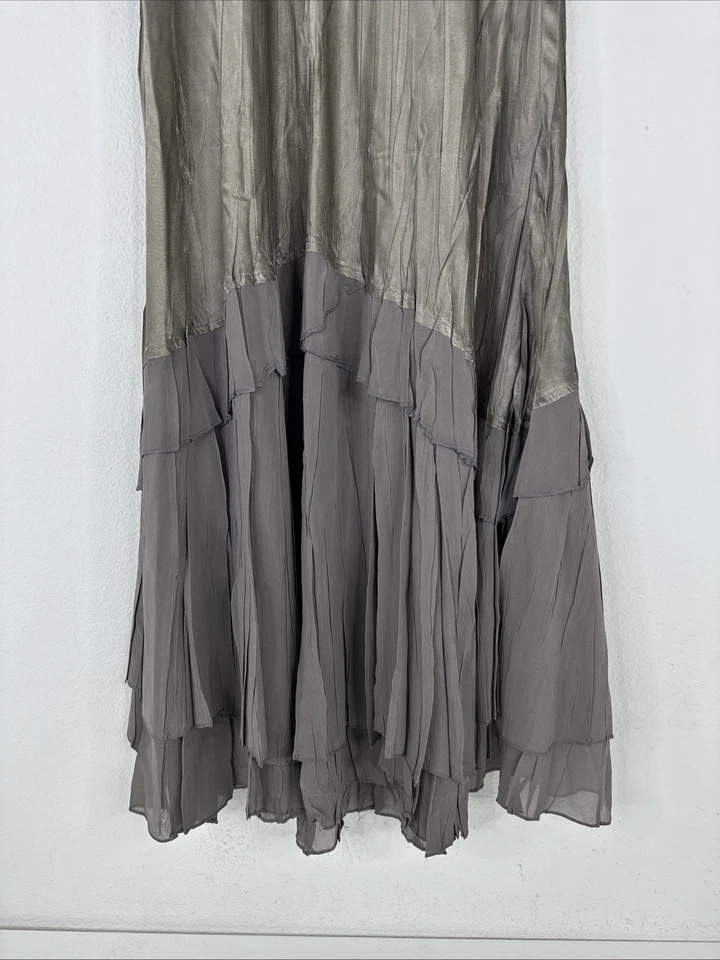 Vestido Komarov Cuello en V Arrugado Midi Sin Mangas Encaje en Niveles Talla S S Smoke Ombré NUEVO Foto 3 de 4