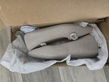 NW Skechers Cleo  Point Glitzy Haze Women's Flats Color Taupe Size7.5