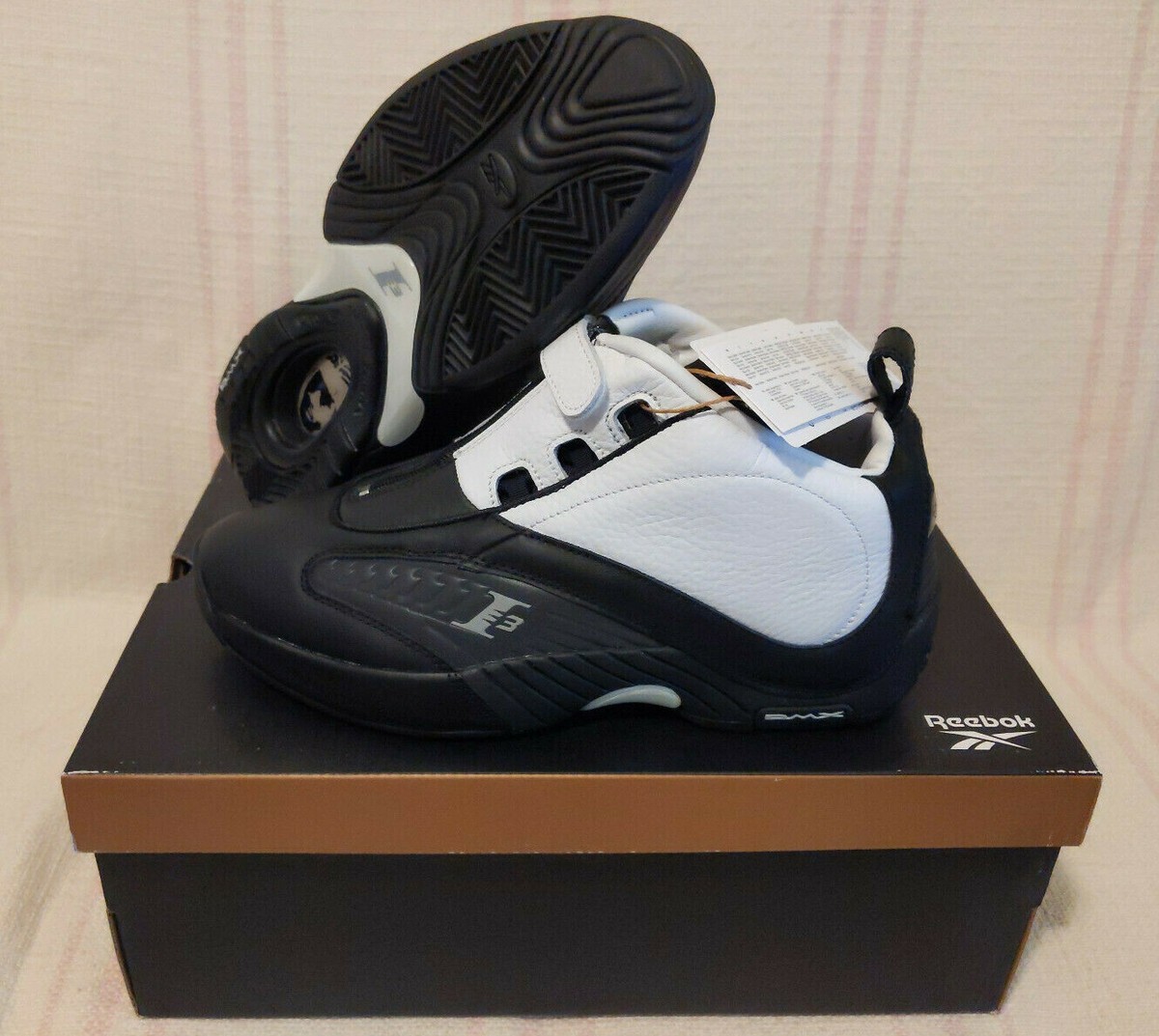 Reebok Answer IV 4 Step Over Black White Allen Iverson AI Reebok Answer IV 4 Step Over Black White Allen Iverson AI