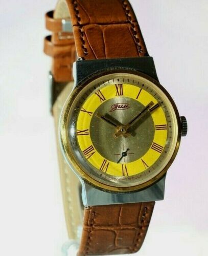 POBEDA ZIM Wristwatch Vintage Soviet USSR Mechanical Unisex Guarantee - Afbeelding 1 van 12