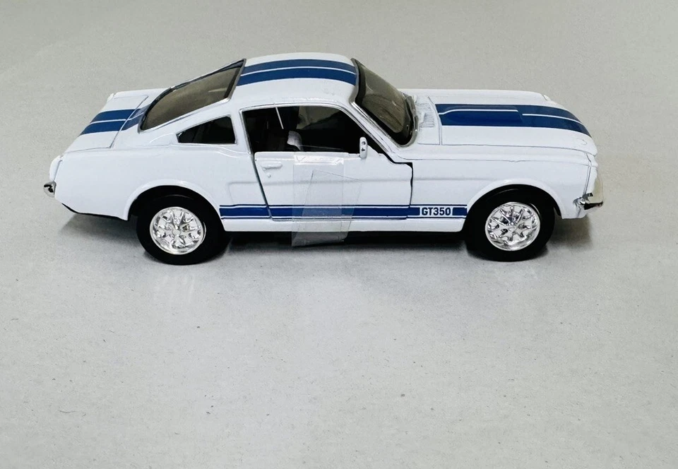 1/32 Scale 1966 Shelby GT350, New- Ray Diecast Model No Box - Image 3 of 4