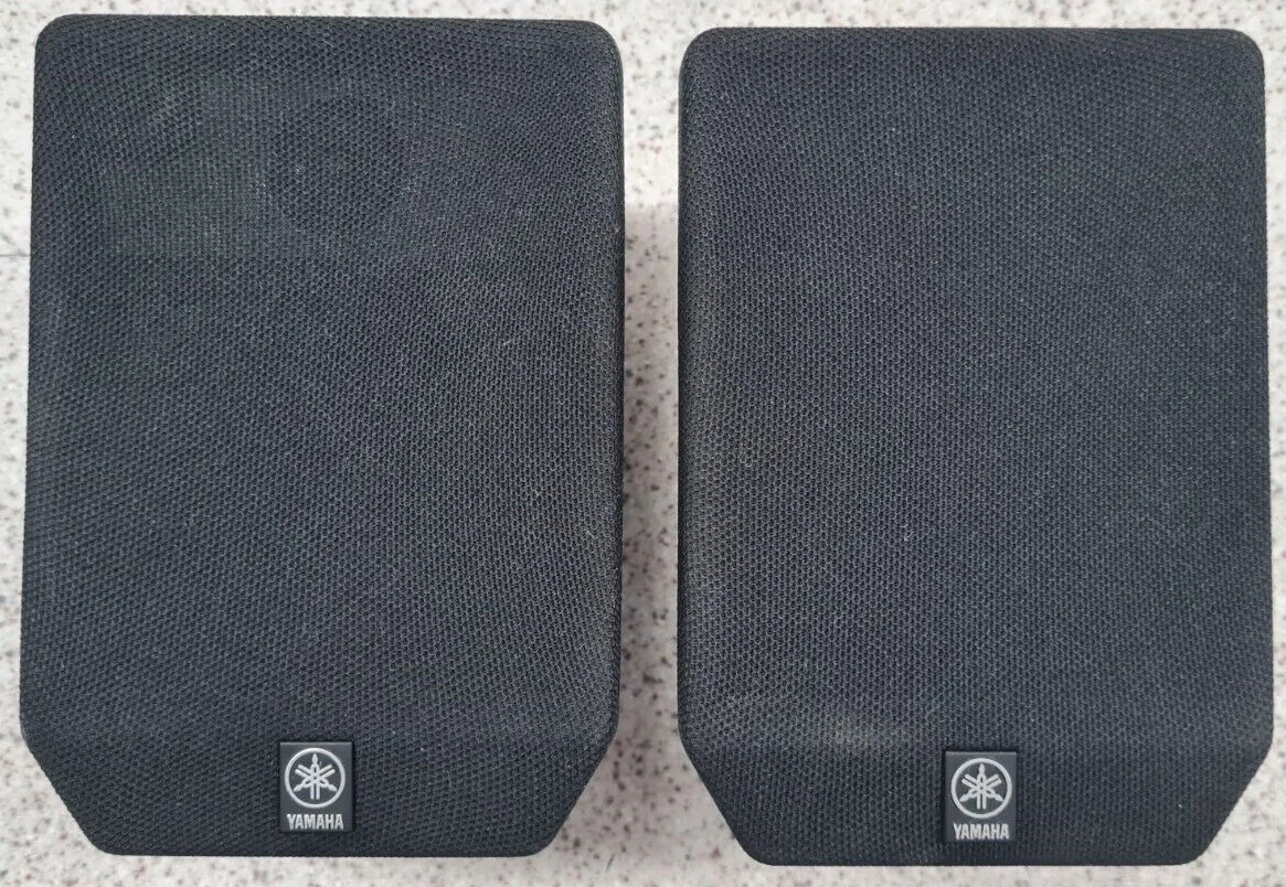 Yamaha small best sale speakers